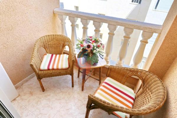 Piso en calle Hermanos Bazán, 13