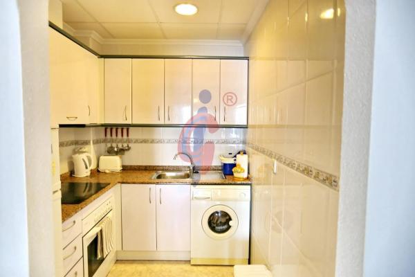 Piso en calle Hermanos Bazán, 13