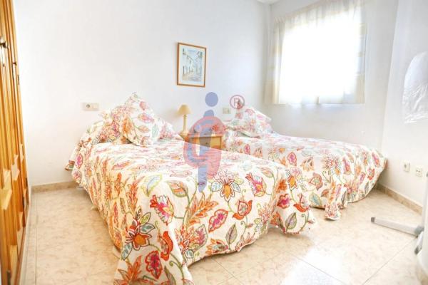 Piso en calle Hermanos Bazán, 13