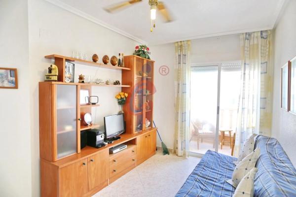 Piso en calle Hermanos Bazán, 13