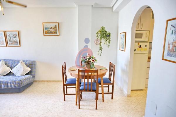 Piso en calle Hermanos Bazán, 13