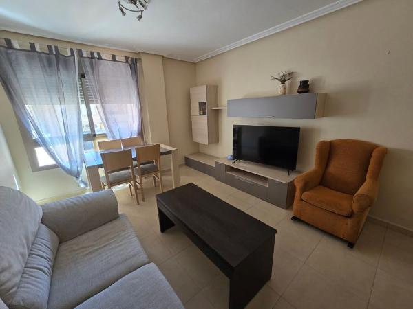 Piso en calle Juan Carlos I, 14