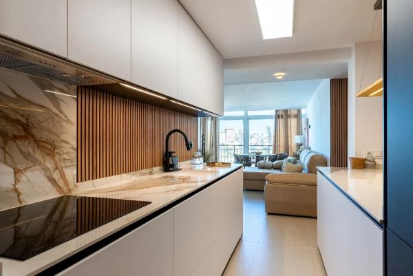 Piso en avenida Juan Carlos I, 12