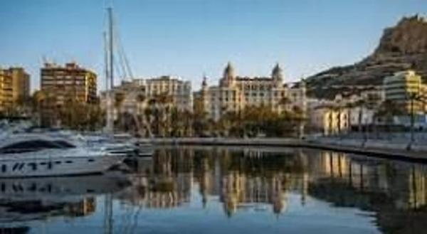 Piso en calle barranco de la cala