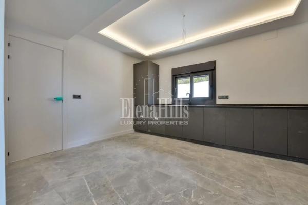 Casa independiente en calle Erica, 11