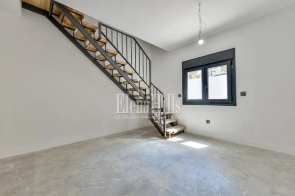 Casa independiente en calle Erica, 11