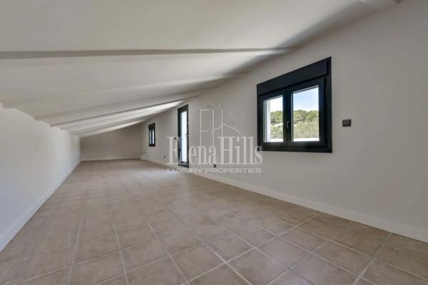 Casa independiente en calle Erica, 11