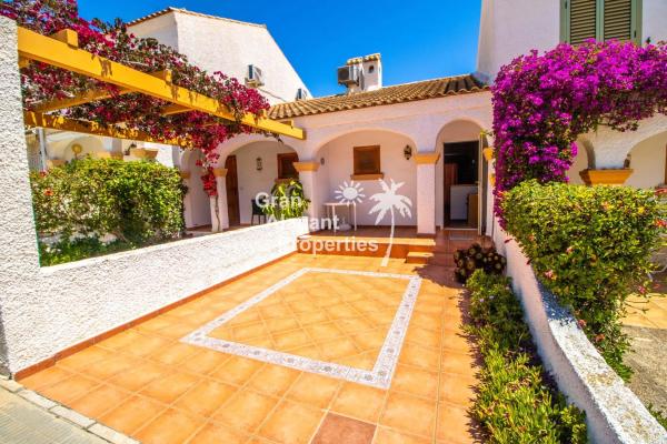 Chalet adosado en avenida D'Escandinàvia, 33