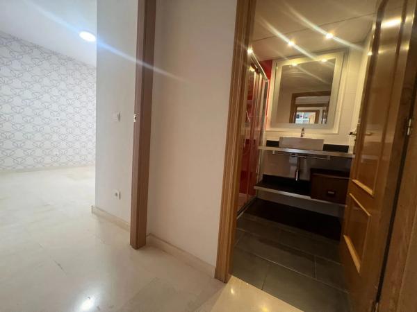 Chalet pareado en calle Unicornio