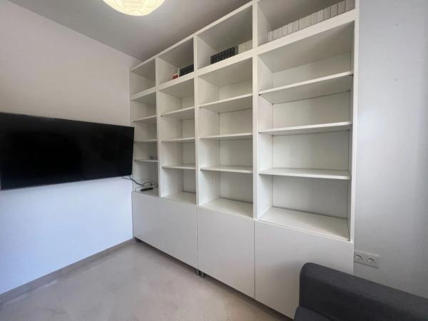 Chalet pareado en calle Unicornio