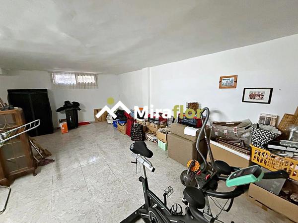 Chalet pareado en avenida del Boticari, 4