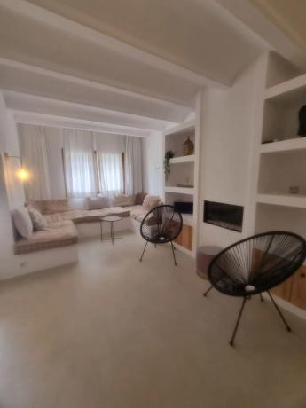 Casa independiente en calle de la Magnòlia, 17