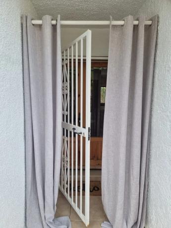 Casa independiente en calle de la Magnòlia, 17