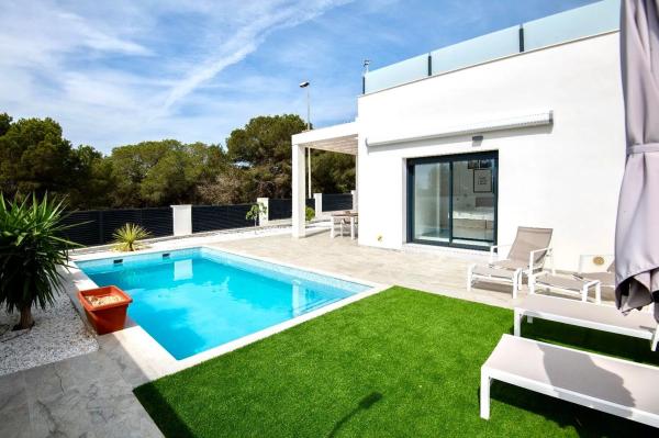 Casa independiente en calle Lentisco