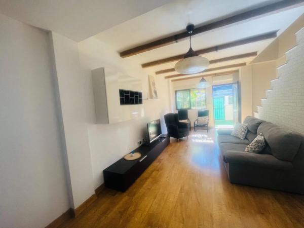 Casa independiente en avenida D'Escandinàvia