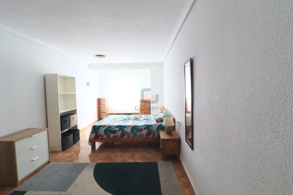 Piso en calle San Bernardo