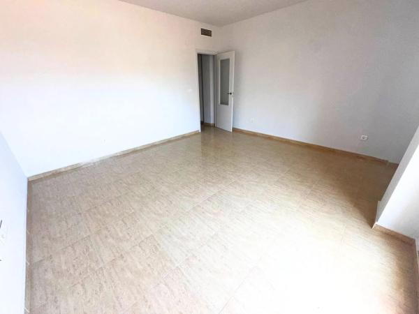 Piso en calle Paraíso, 4