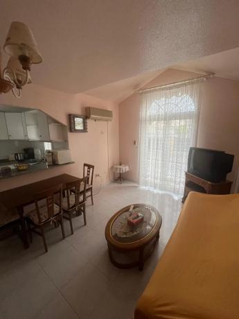 Chalet adosado en avenida de las Urracas