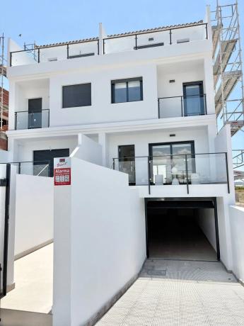 Chalet adosado en venta en calle Manuel Mateo Candel, 242