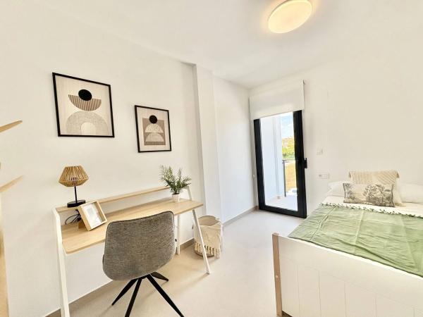 Chalet adosado en venta en calle Manuel Mateo Candel, 242