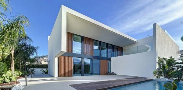 Casa o chalet independiente en venta en calle Calíope, 2