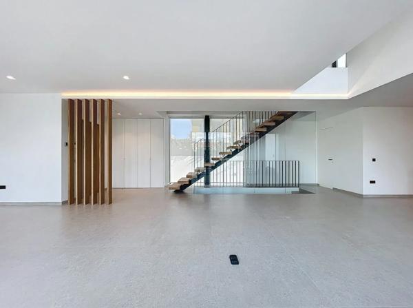 Casa o chalet independiente en venta en calle Calíope, 2