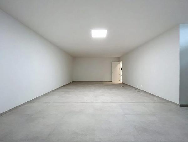 Casa o chalet independiente en venta en calle Calíope, 2