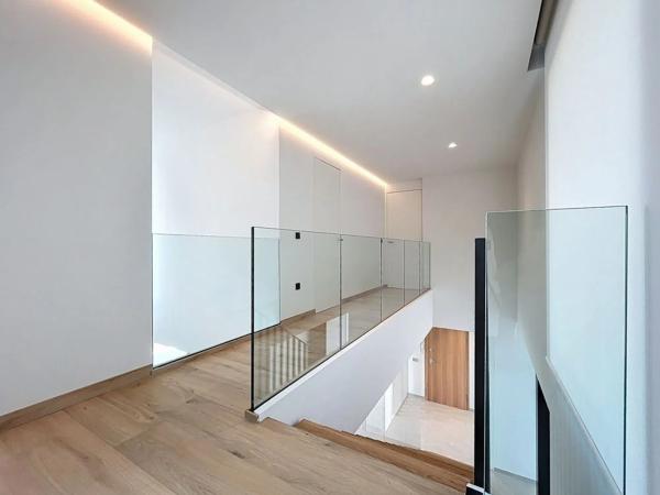 Casa o chalet independiente en venta en calle Calíope, 2