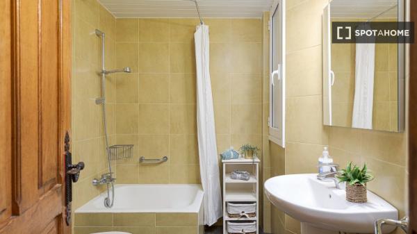 Piso de 3 habitaciones en alquiler en Gros, San Sebastián