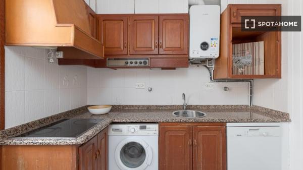 Piso de 3 habitaciones en alquiler en Gros, San Sebastián