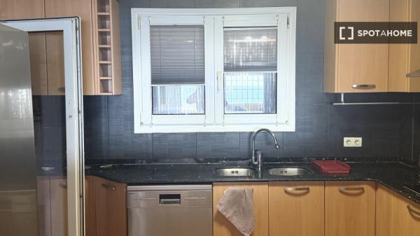 Piso en alquiler de 4 habitaciones en Sant Andreu de Llavaneres