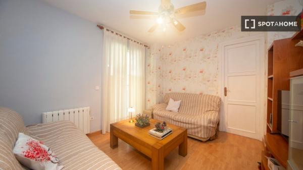 Room in shared flat in Centro-Sagrario, Granada