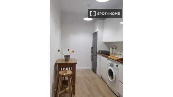 Piso de 3 dormitorios en alquiler en San Felipe, Cádiz