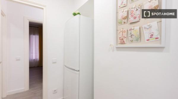 Apartamento de 2 dormitorios en alquiler en El Clot, Barcelona.