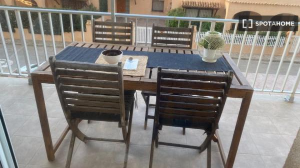 Piso de 3 habitaciones en alquiler en Sueca, Valencia