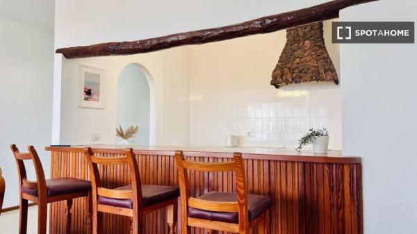 Apartamento de 2 dormitorios en alquiler en Tías, Las Palmas