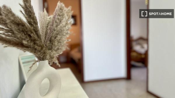 Apartamento de 2 dormitorios en alquiler en Tías, Las Palmas