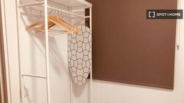 Piso de 3 dormitorios en alquiler en San Felipe, Cádiz