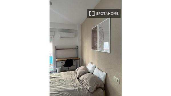 WG-Zimmer in La Victoria, Jaén