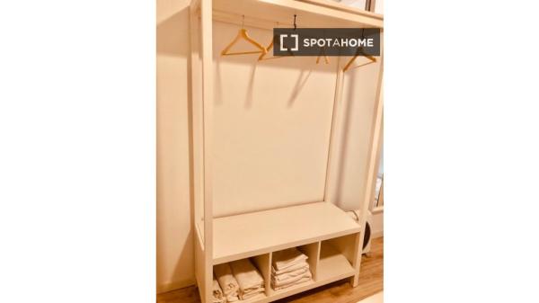 Piso de 3 dormitorios en alquiler en San Felipe, Cádiz