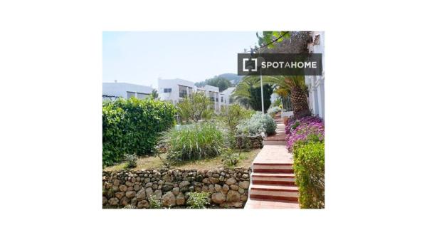 Apartamento de 2 habitaciones en alquiler en Santa Eulalia