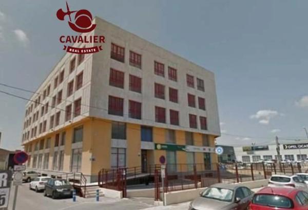 Edificio en Barrio Ciudad de Asís - Font-Calent - El Bacarot