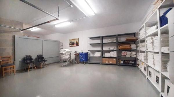 Edificio hotelero en plaza de Venus