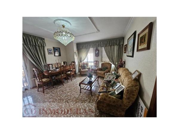 Edificio en Barrio La Albufereta