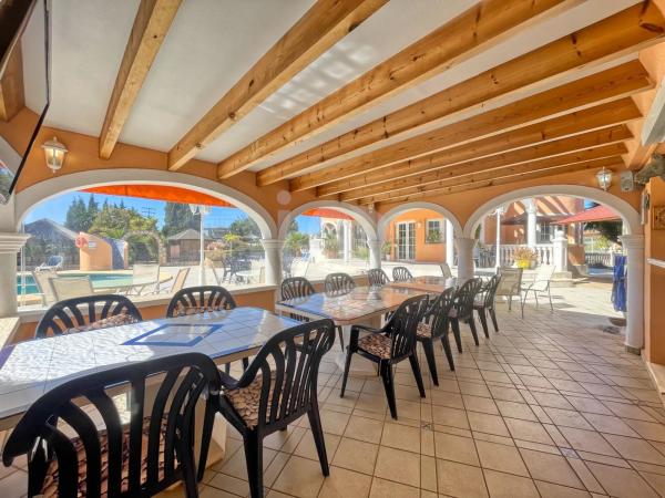 Edificio hotelero en Partida Buscarrons Cl-06a, 2