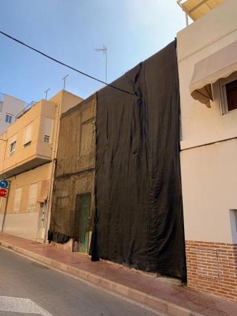 Edificio en calle de Antina, 3