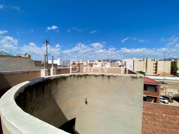 Edificio en Alcalde Felipe Mallol