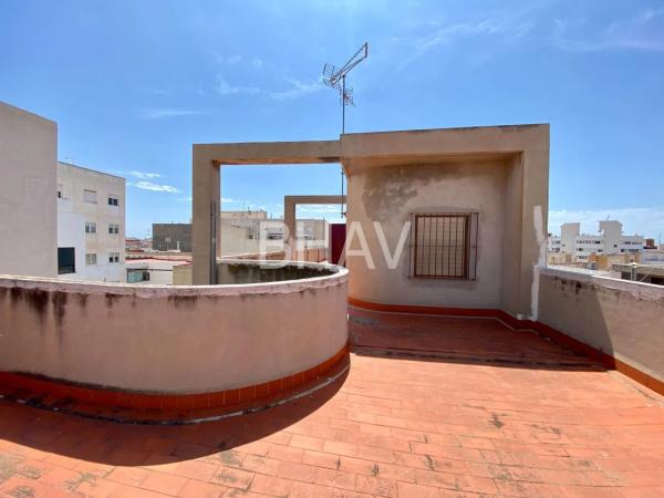 Edificio en Alcalde Felipe Mallol