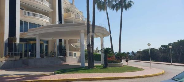 Edificio en Urbanizaciones