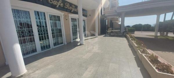 Edificio en Urbanizaciones